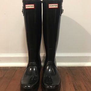 Classic Black Glossy Hunter Boots